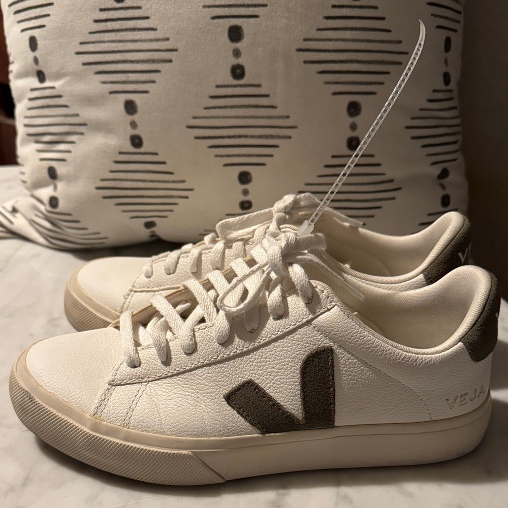 Veja White Leather Sneakers with Gray Suede V Detail